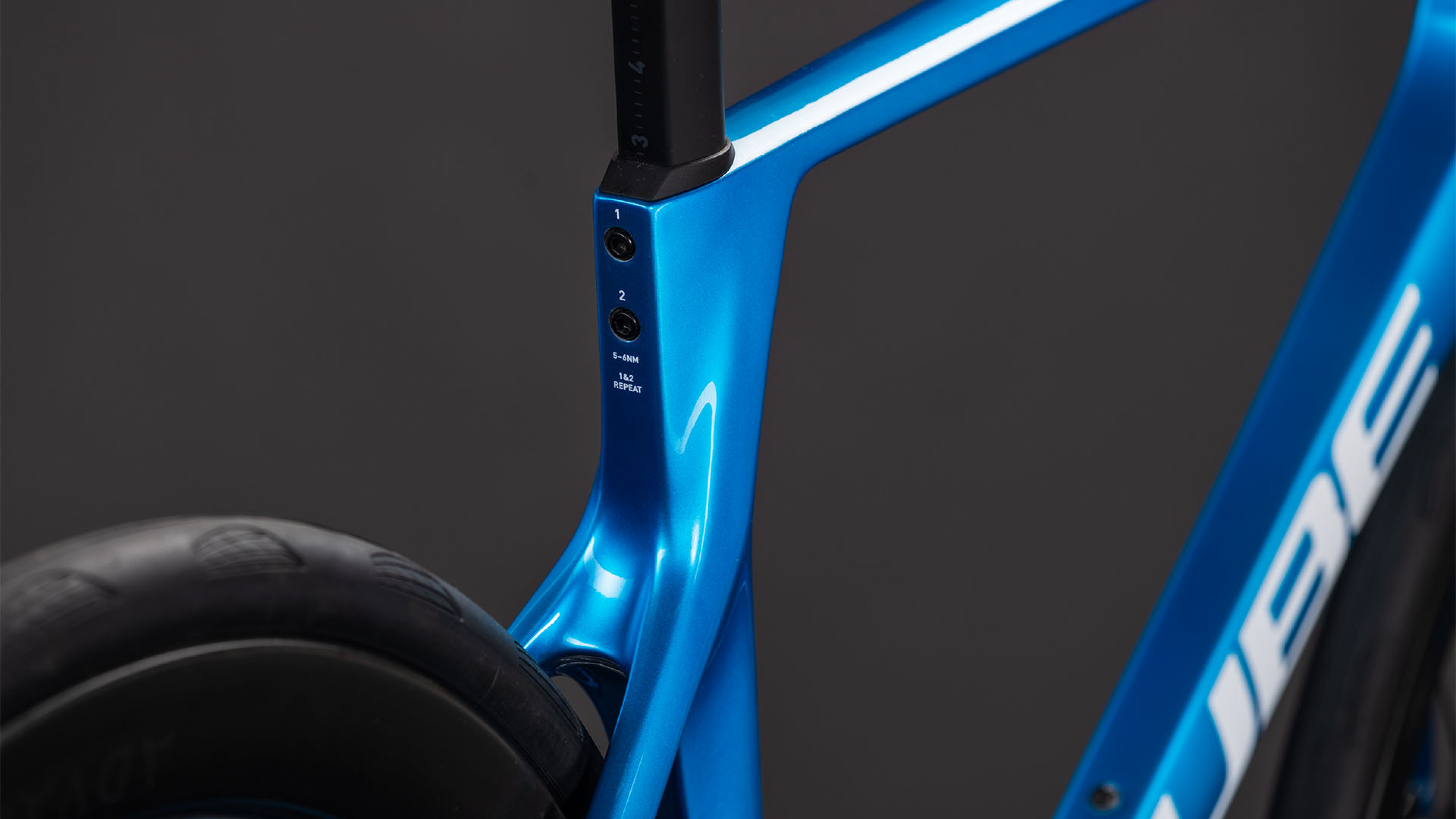 Cube Agree C:62 EX  topasblue´n´white (2026)