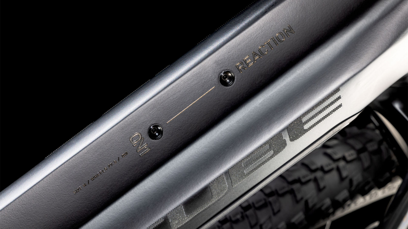 Cube Reaction Hybrid ONE 600 Wave 600 blackline