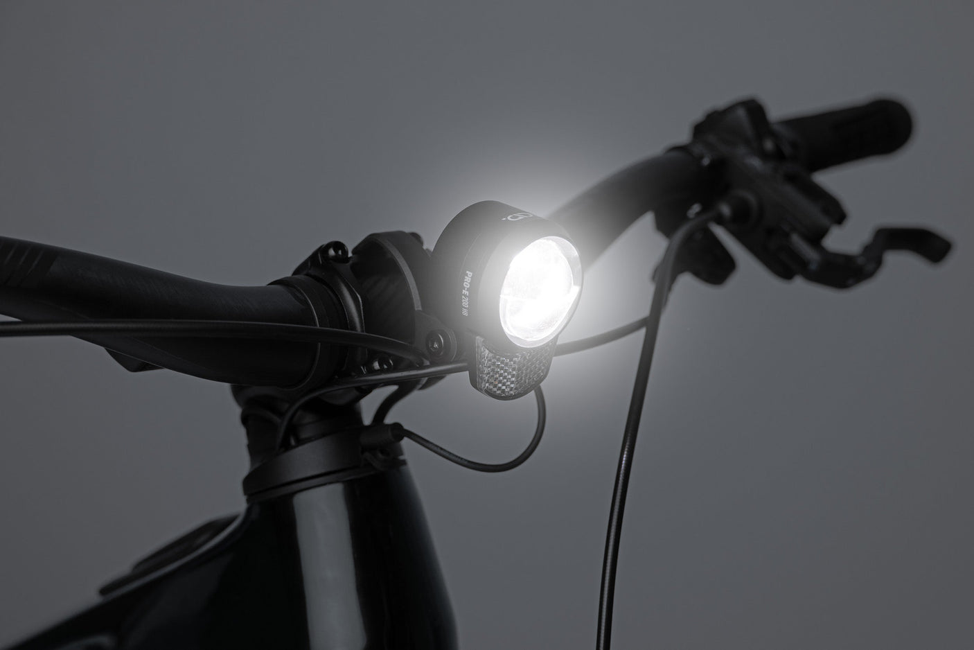 ACID E-Bike Frontlicht PRO-E 200 High Beam X-Connect black