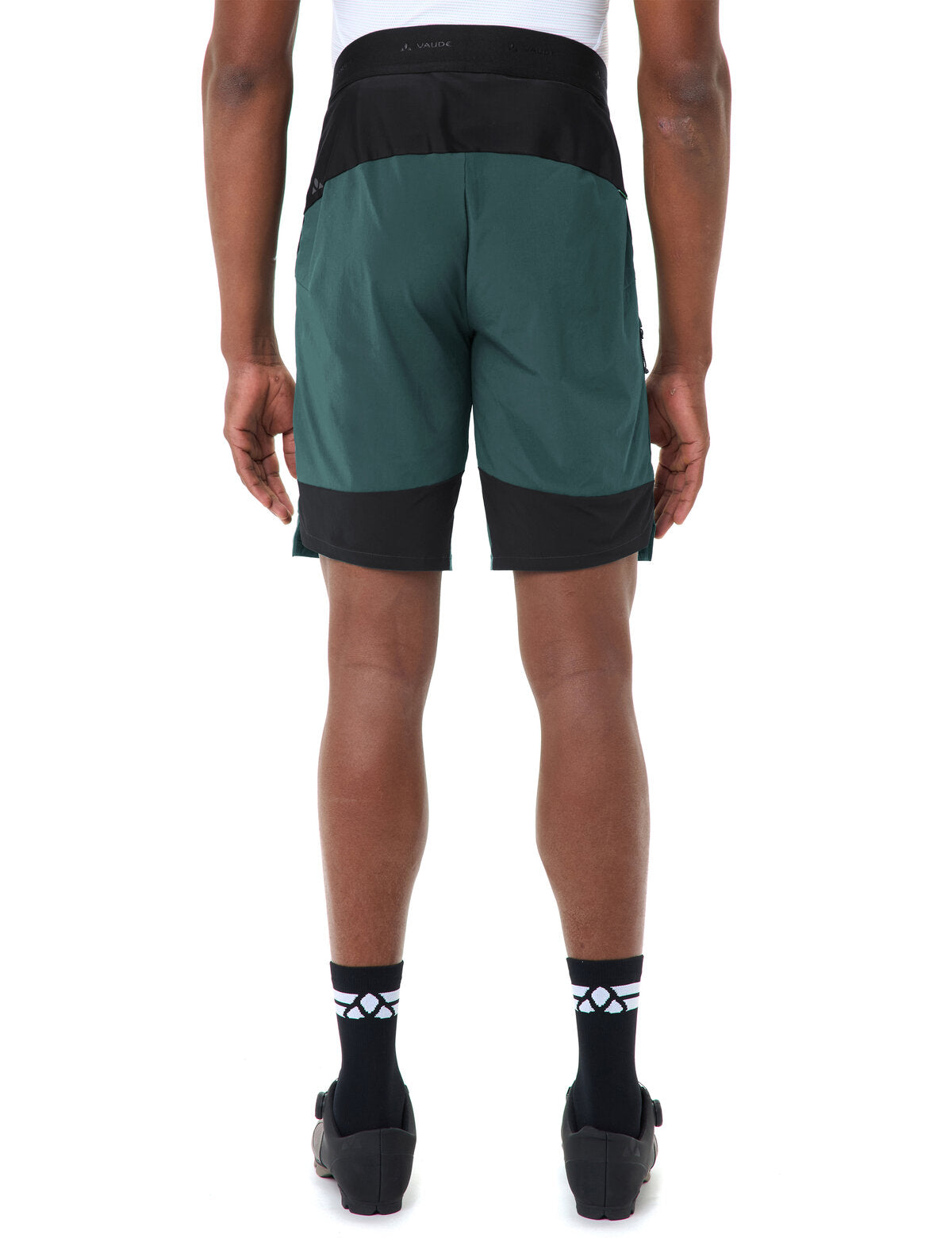 VAUDE Men's Kuro Shorts III deep pond