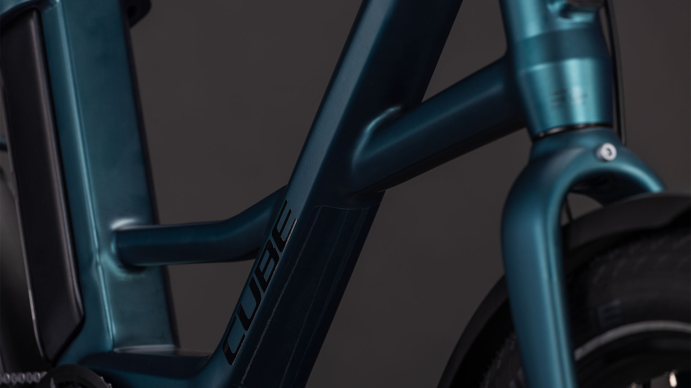 Cube Compact Hybrid 545 royalgreen´n´black (2026)