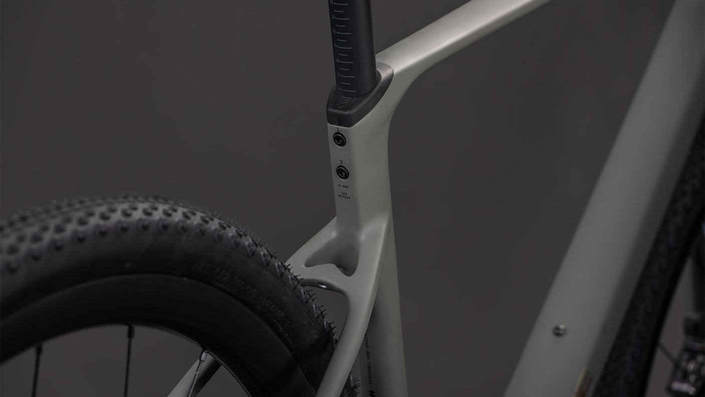 Cube Nuroad C:62 EX  oldgrey´n´prism (2026)