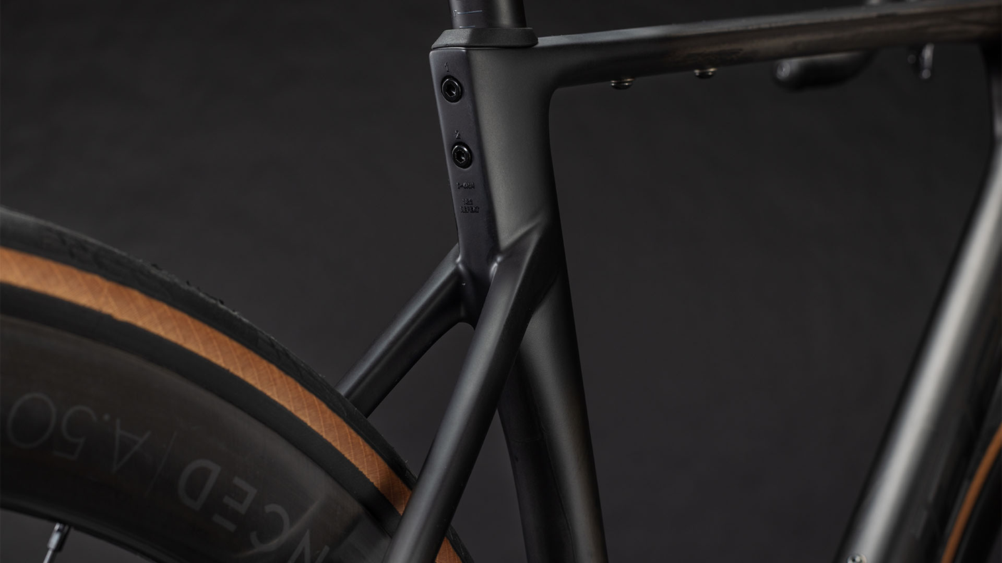 Cube Attain C:62 SLT carbon´n´coalchrome (2026)