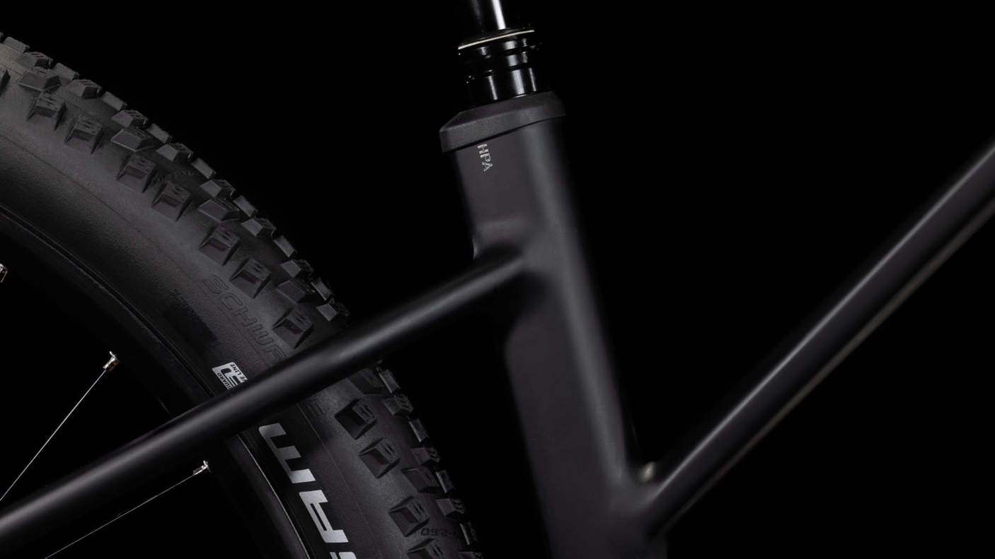 Cube Reaction Hybrid Race 800 Trapez black´n´metal