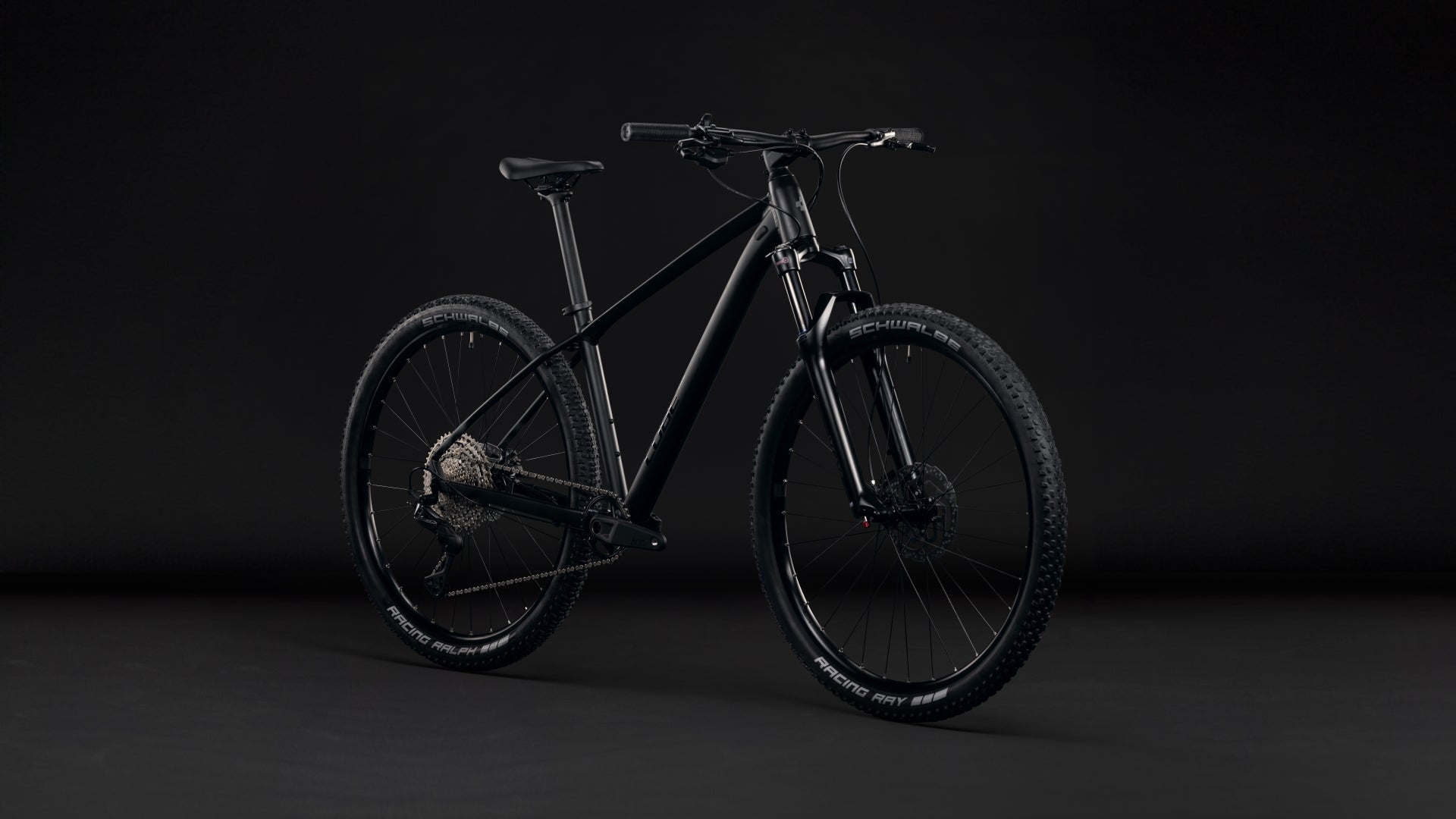 Cube Aim SLT  soot´n´black (2027)