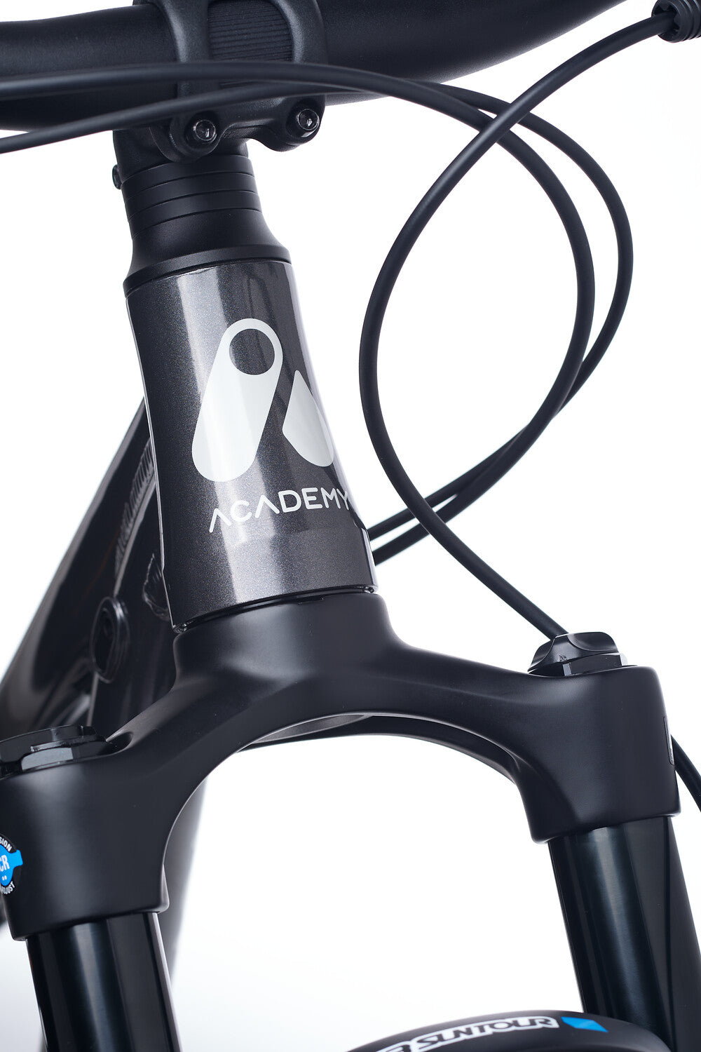 ACADEMY Trail 5 24" Space (2026)