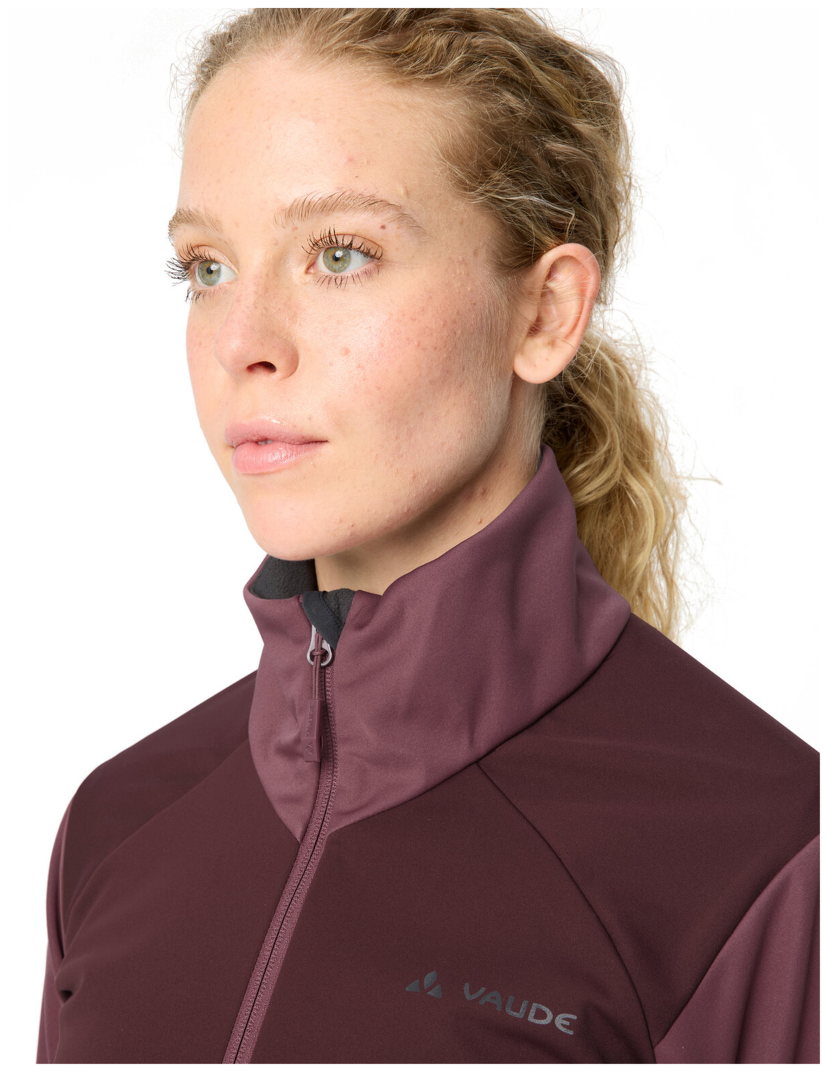 VAUDE Women's Wintry Jacket V ruby dusk