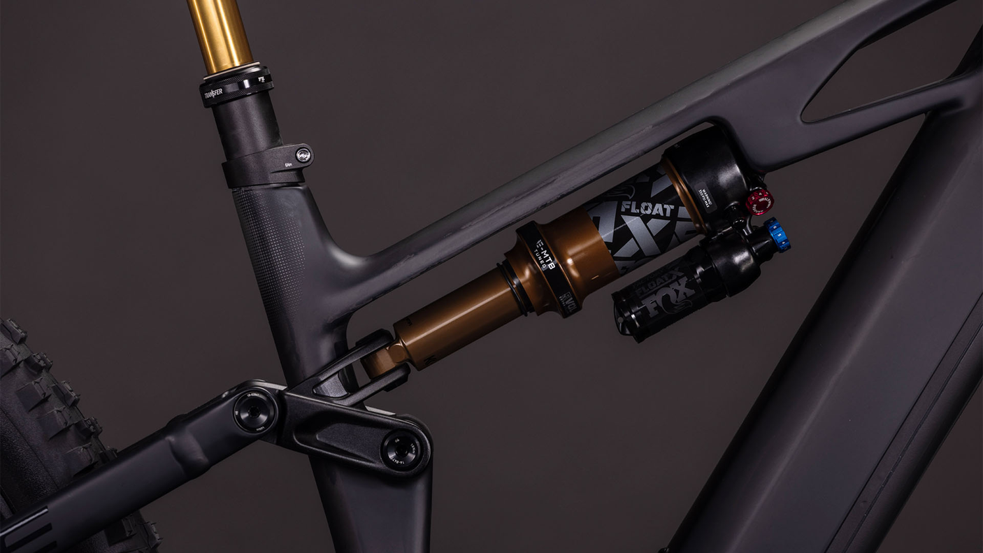 Cube Stereo Hybrid ONE44 HPC AT 800  carbon´n´gold (2026)