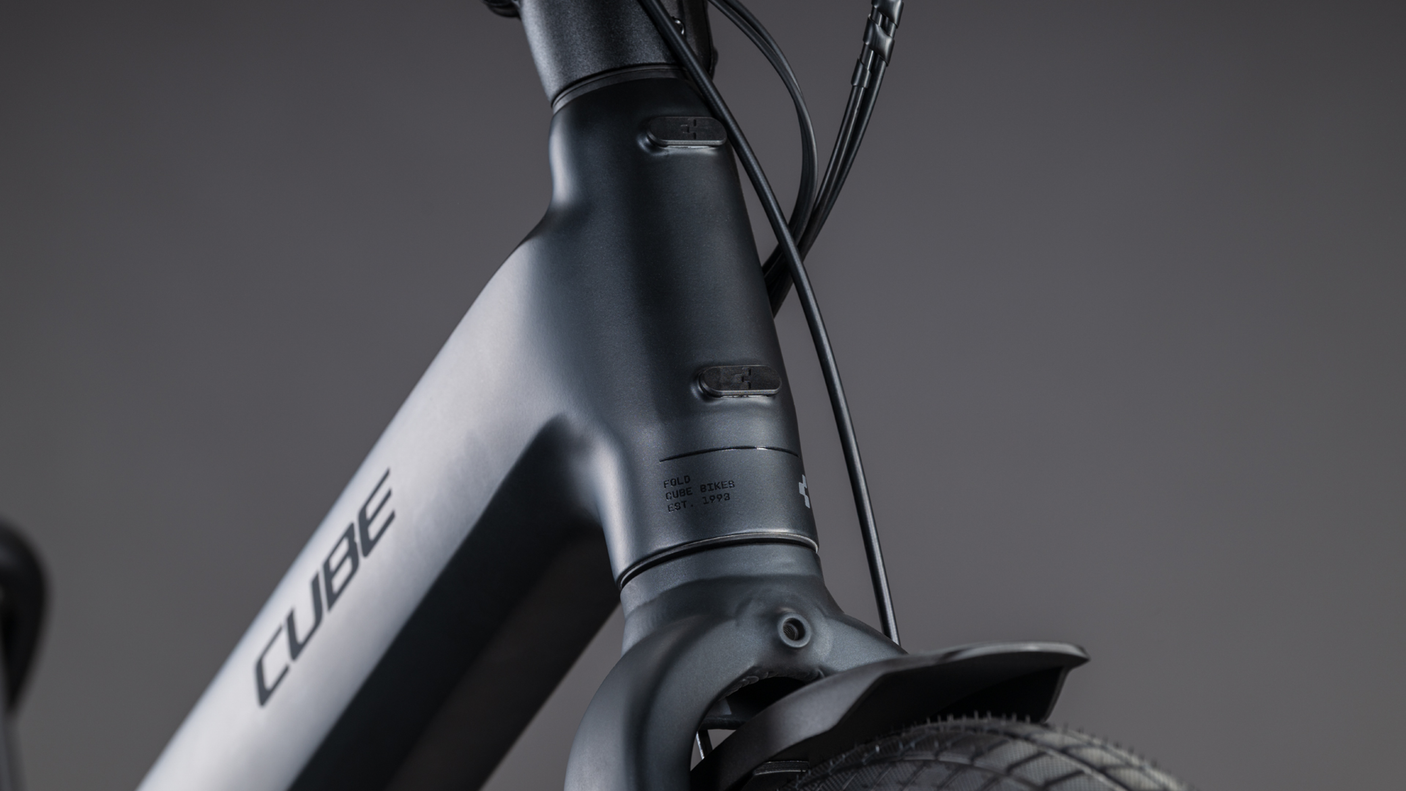 Cube Fold Hybrid 545  coal´n´reflex (2026)
