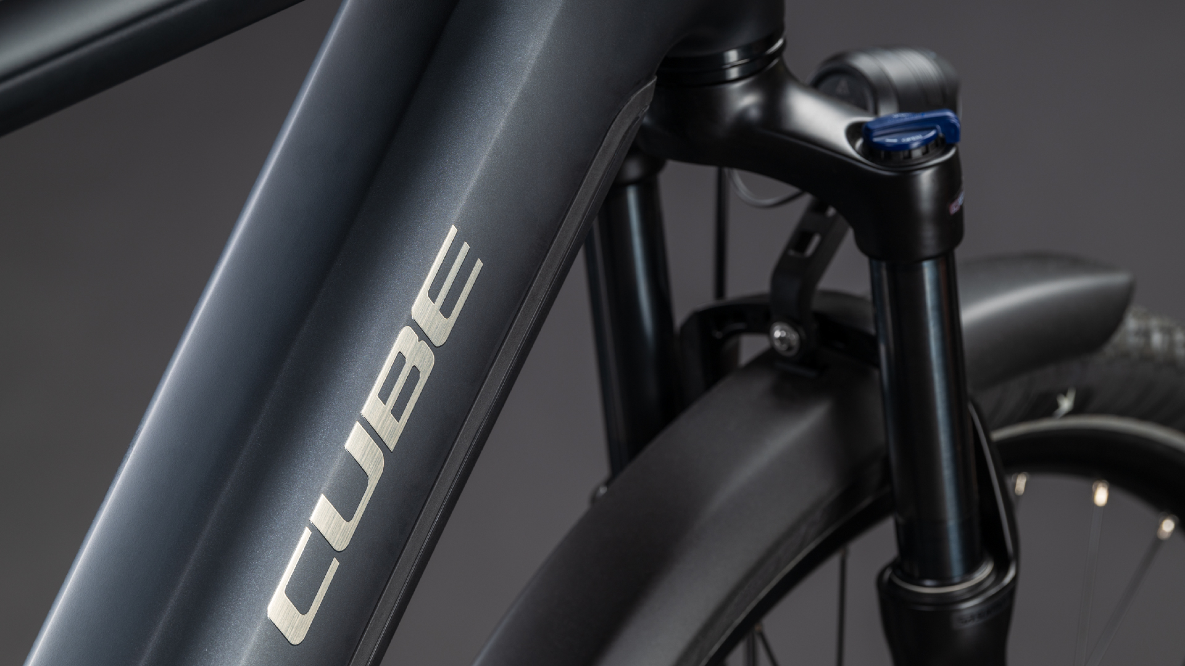 Cube Touring Hybrid ONE 600 coal´n´chrome (2026)