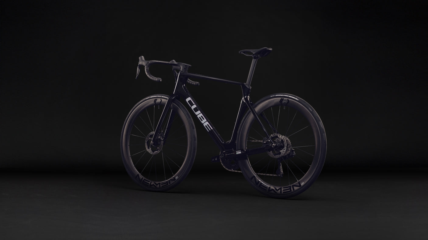 Cube Agree C:62 SLT  blackpearl´n´switchwhite (2027)