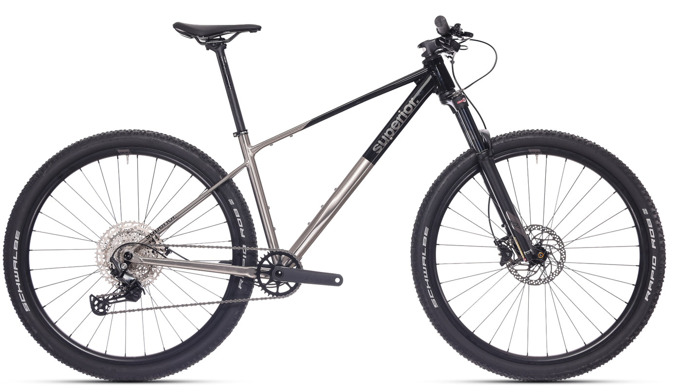 Superior XP 6.1 Gloss Brush Alu / Black (2026)