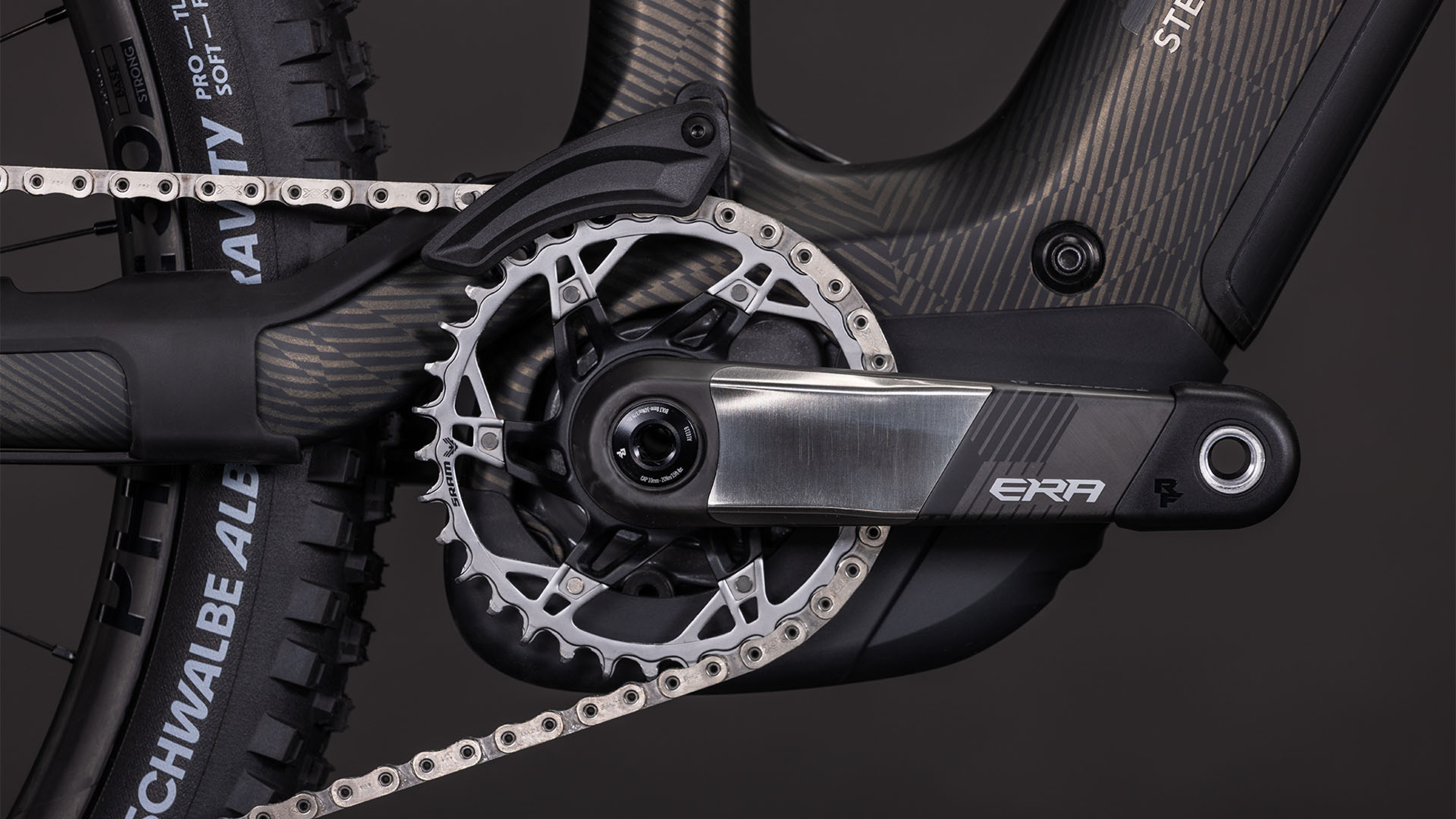 Cube Stereo Hybrid ONE44 HPC SLT 800  carbongrid´n´chrome (2026)