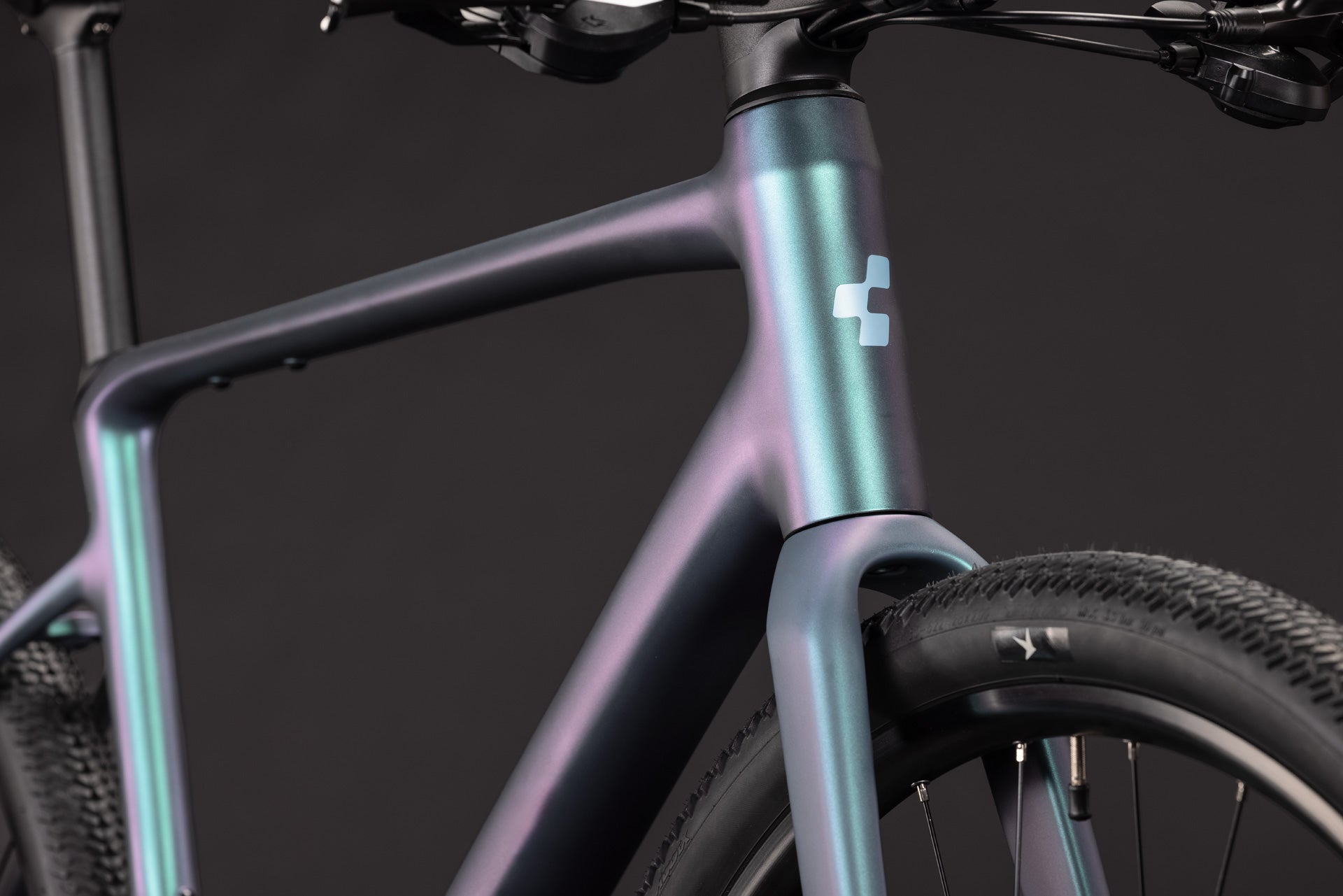 Cube Nulane Race  smaragdgrey´n´prizm (2027)