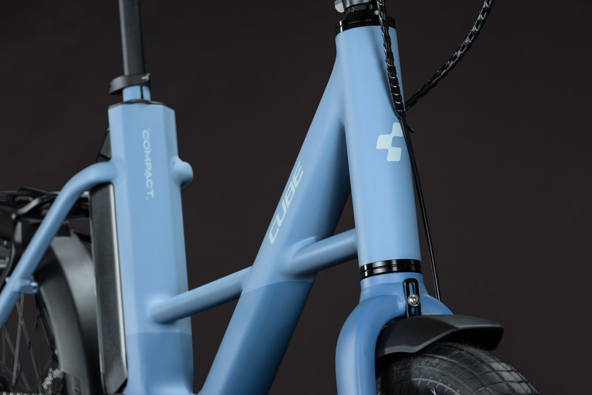 Cube Compact Hybrid 540  thistleblue´n´blue (2027)