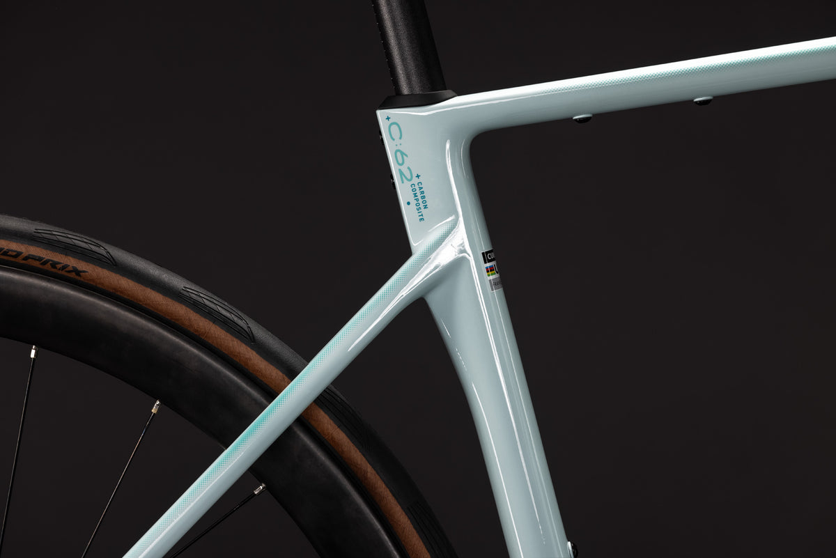 Cube Attain C:62 Race  frostymint´n´mint (2027)