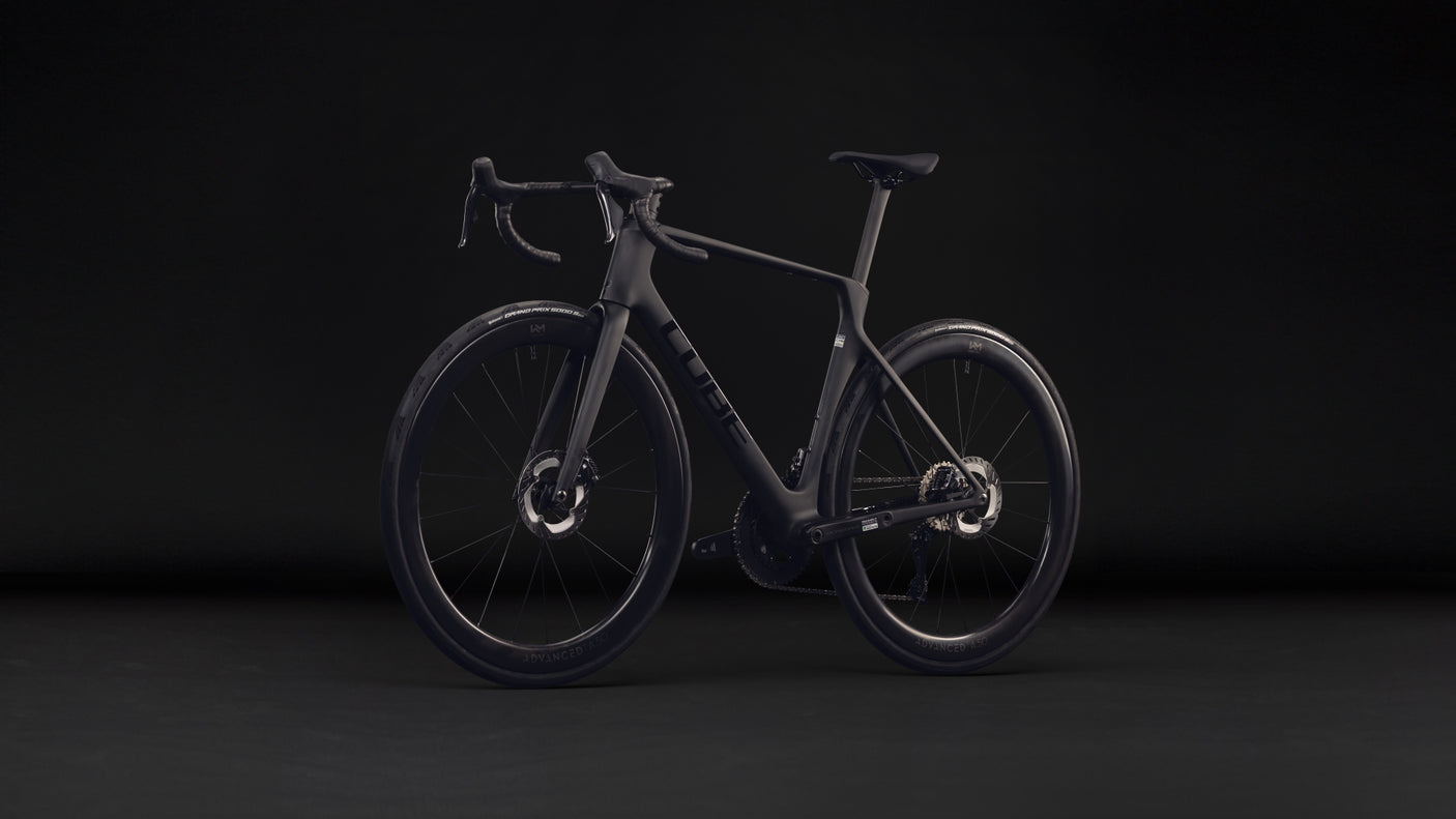 Cube Agree C:62 Pro  carbon´n´black (2027)
