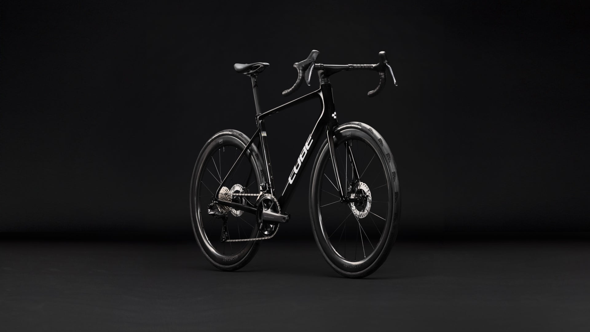Cube Attain C:62 SLT  carbon´n´white (2027)