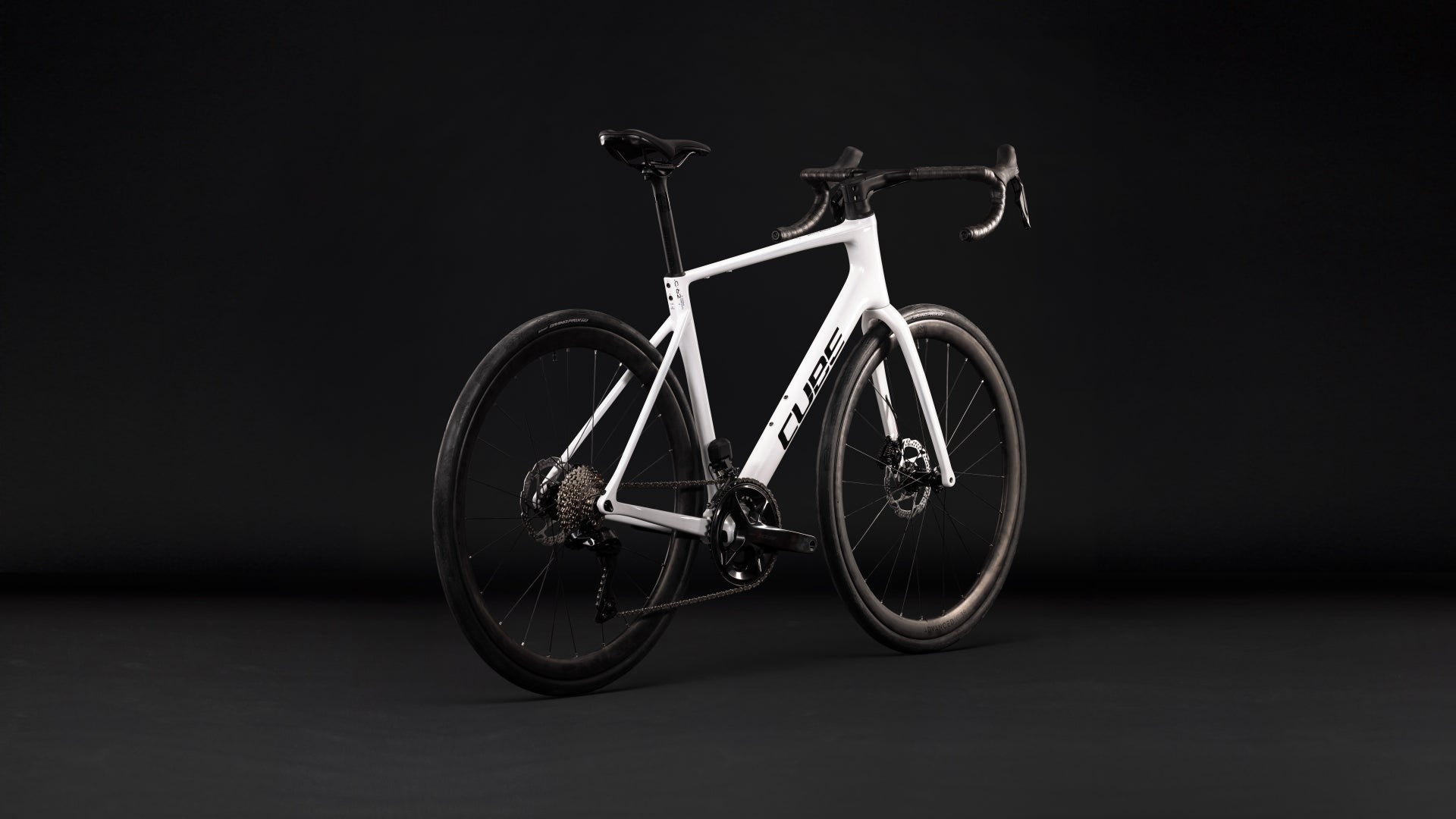 Cube Attain C:62 SLX metallicwhite´n´black (2027)