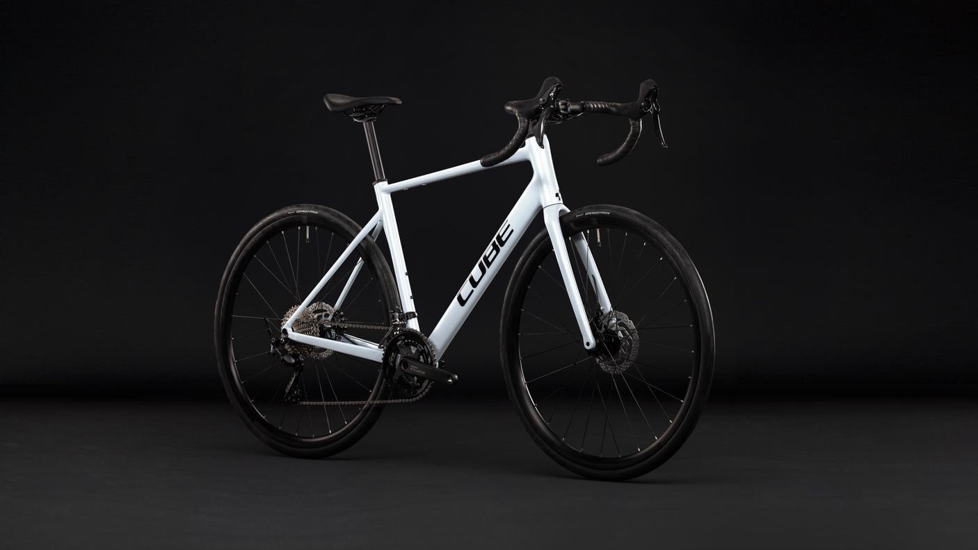 Cube Attain Race  glacier´n´black (2027)