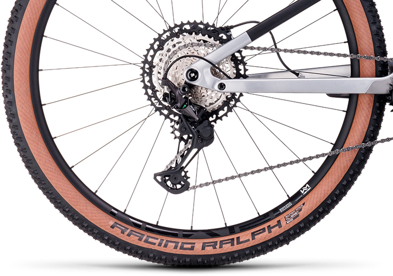 Cube AMS ZERO99 C:68X Race 29 silver´n´black